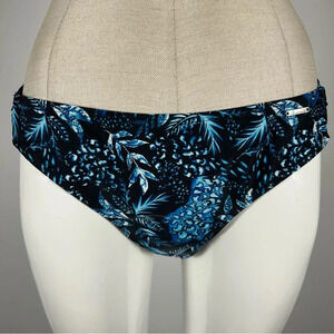 NWT  Ripzone bikini shorts L